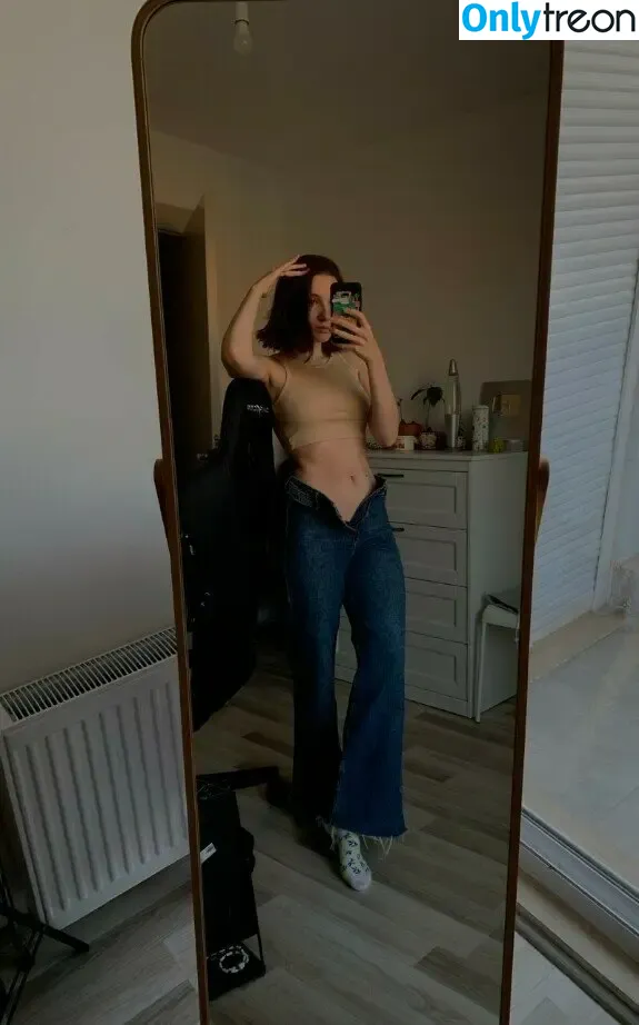 theearthembodied nude photo #0034 (Summer)