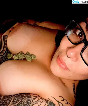 theFOWLISHHOUND / fowlishhound nude photo #0008