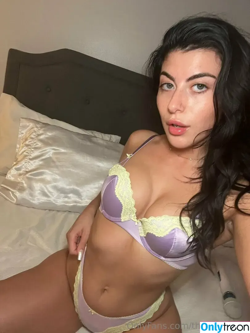 thegalritchie nude photo #0032 (thegalritchie)