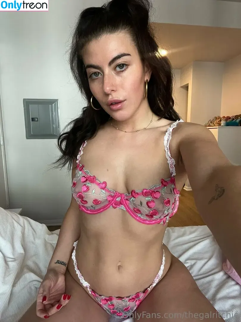 thegalritchie nude photo #0082 (thegalritchie)