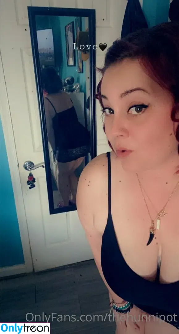 thehunnipot nude photo #0027 (thehunnipot_esthetics)