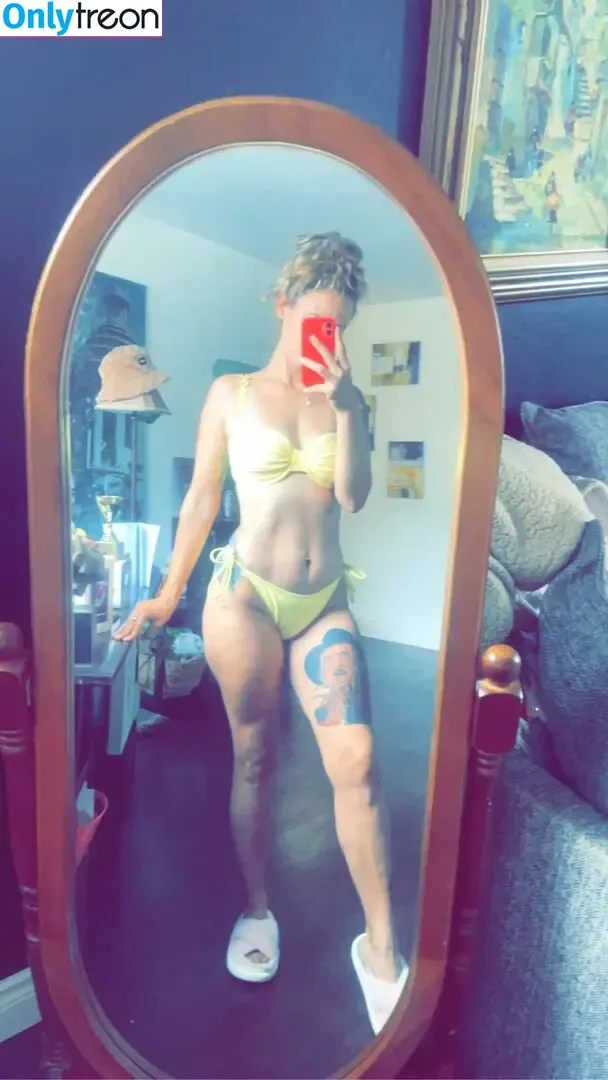 thekickballchampp nude photo #0033 (misshazel_jrt)