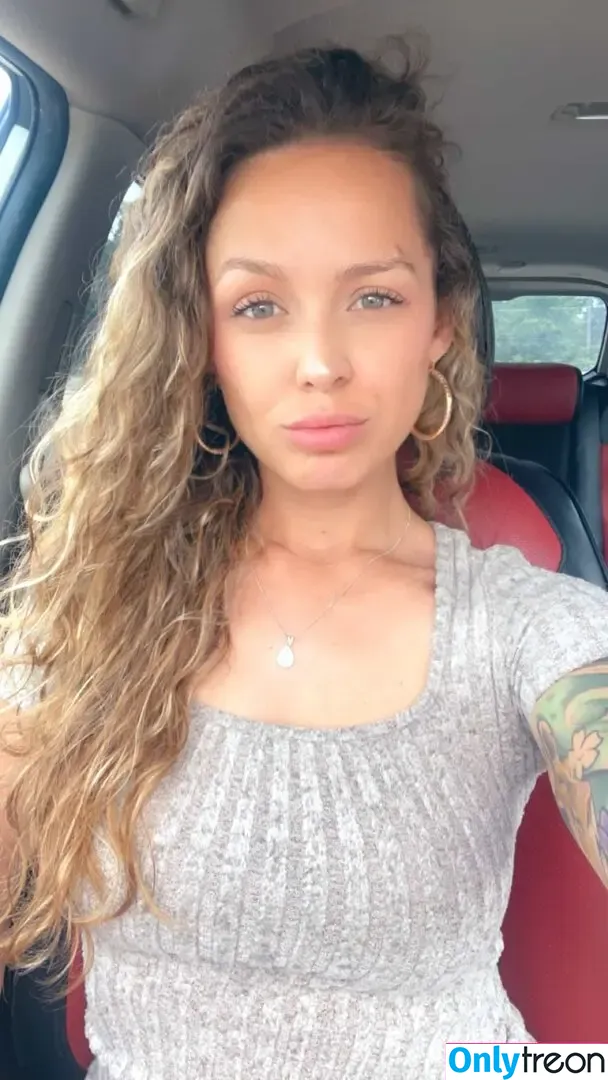 thekickballchampp nude photo #0042 (misshazel_jrt)