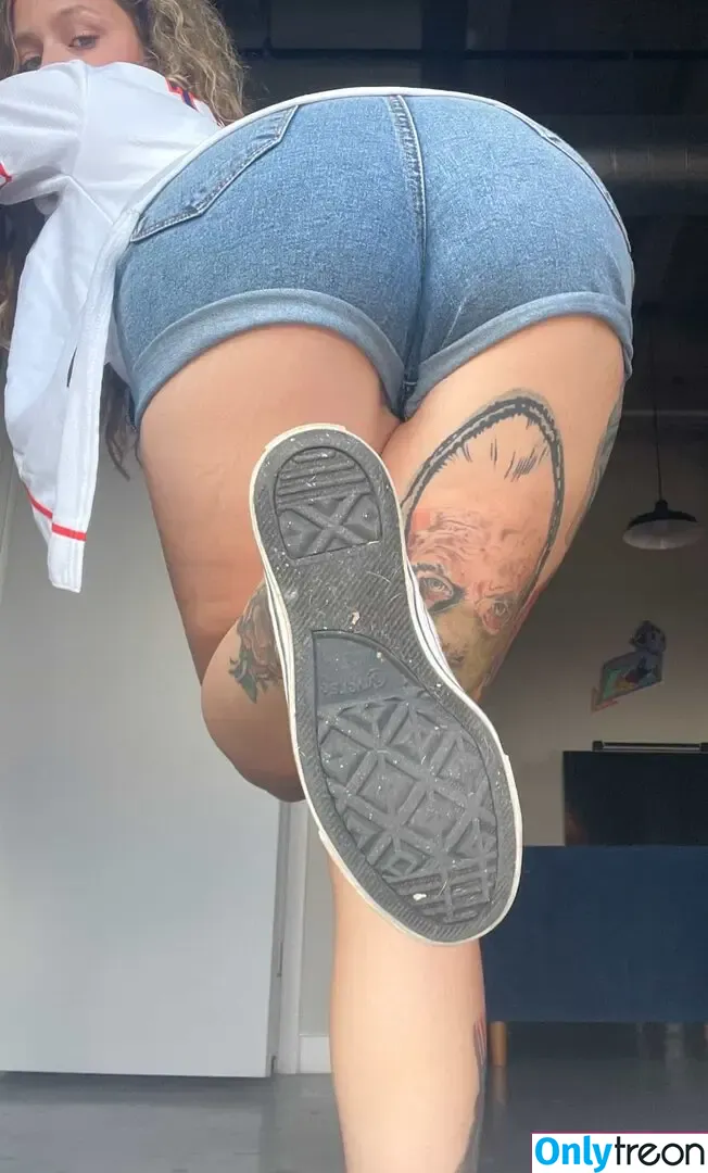 thekickballchampp nude photo #0059 (misshazel_jrt)