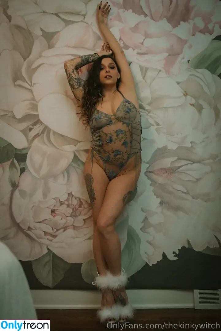 thekinkywitch nude photo #0194 (thekinkywitch)