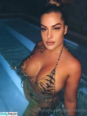 Themeanqueen / GoddessLola / Inkedbitchhh nude photo #0011