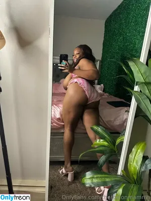 themelonmamma / melon.momma.designs nude photo #0037