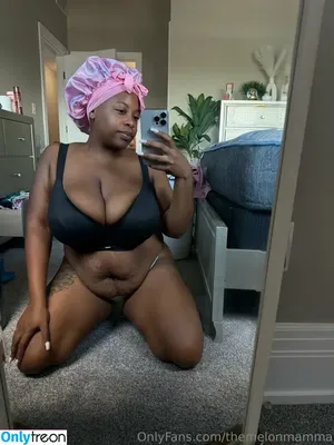 themelonmamma / melon.momma.designs nude photo #0129