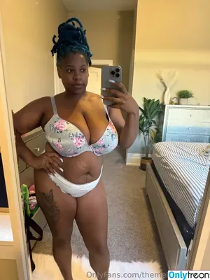 themelonmamma / melon.momma.designs nude photo #0159