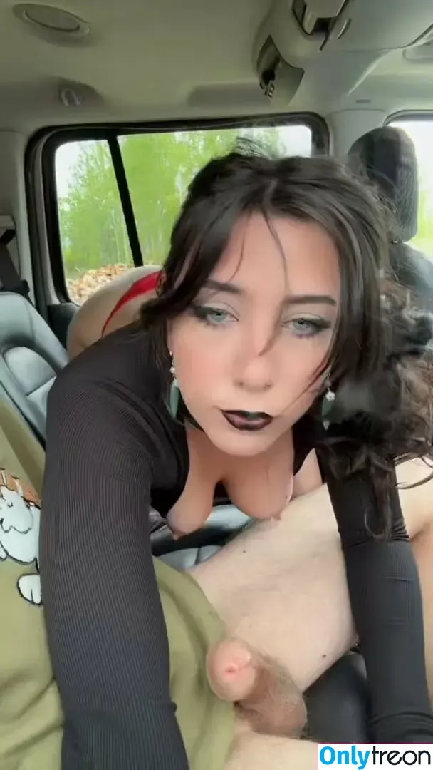 thenxkeddoll nude photo #0060 (heytherdoll)