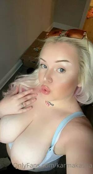 theoliviaskies / thelivingkendoll nude photo #0002