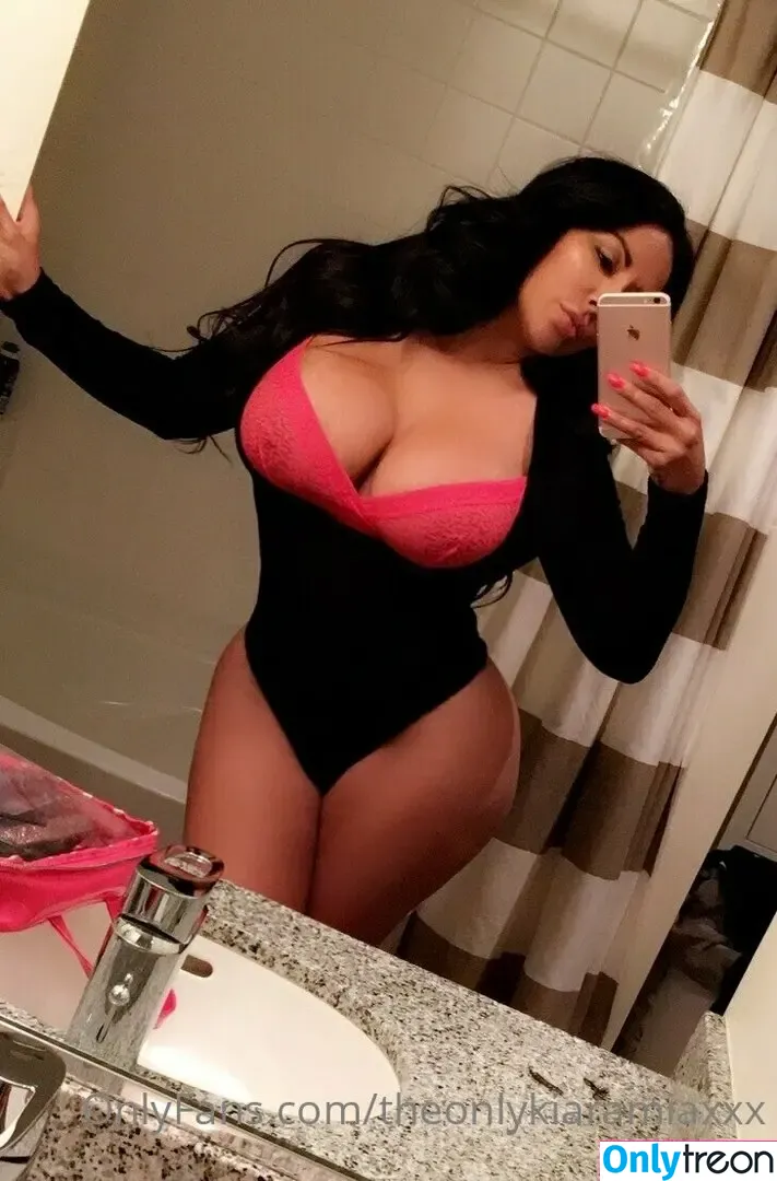 theonlykiaramiaxxx nude photo #0158 (theonlykiaramiaxxx)