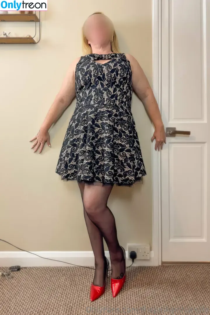 thepinkginhotwife nude photo #0040 (thephotogwife)