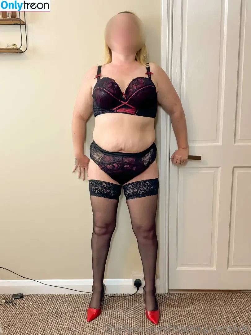 thepinkginhotwife nude photo #0058 (thephotogwife)