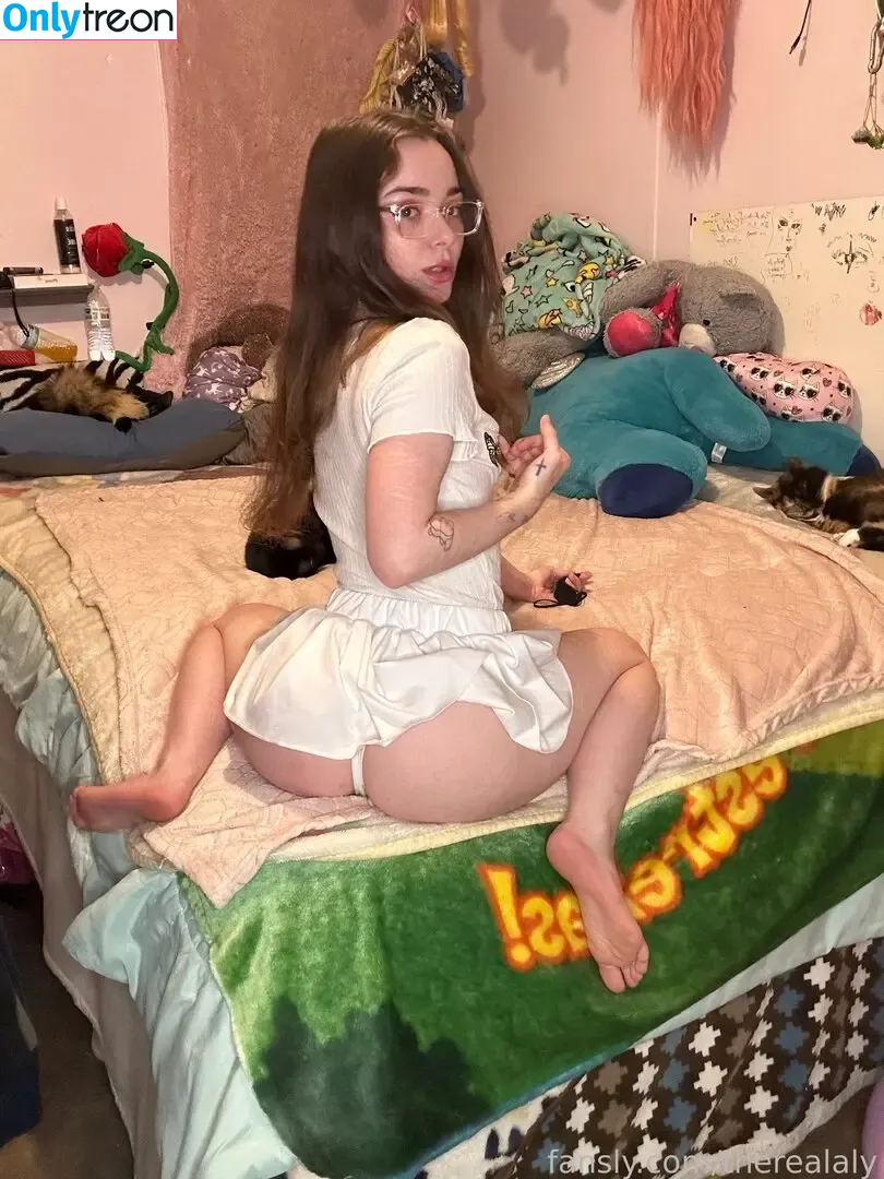 Therealaly nude photo #0165 (TheBestCouple / lilcurlyfry)