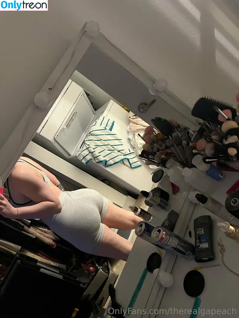 therealgapeach nude photo #0025 (therealgapeach)