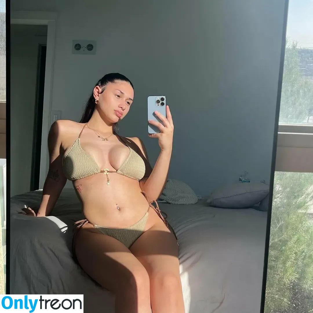 therealkateparker nude photo #0001 (officialkateparker / thekateparker)