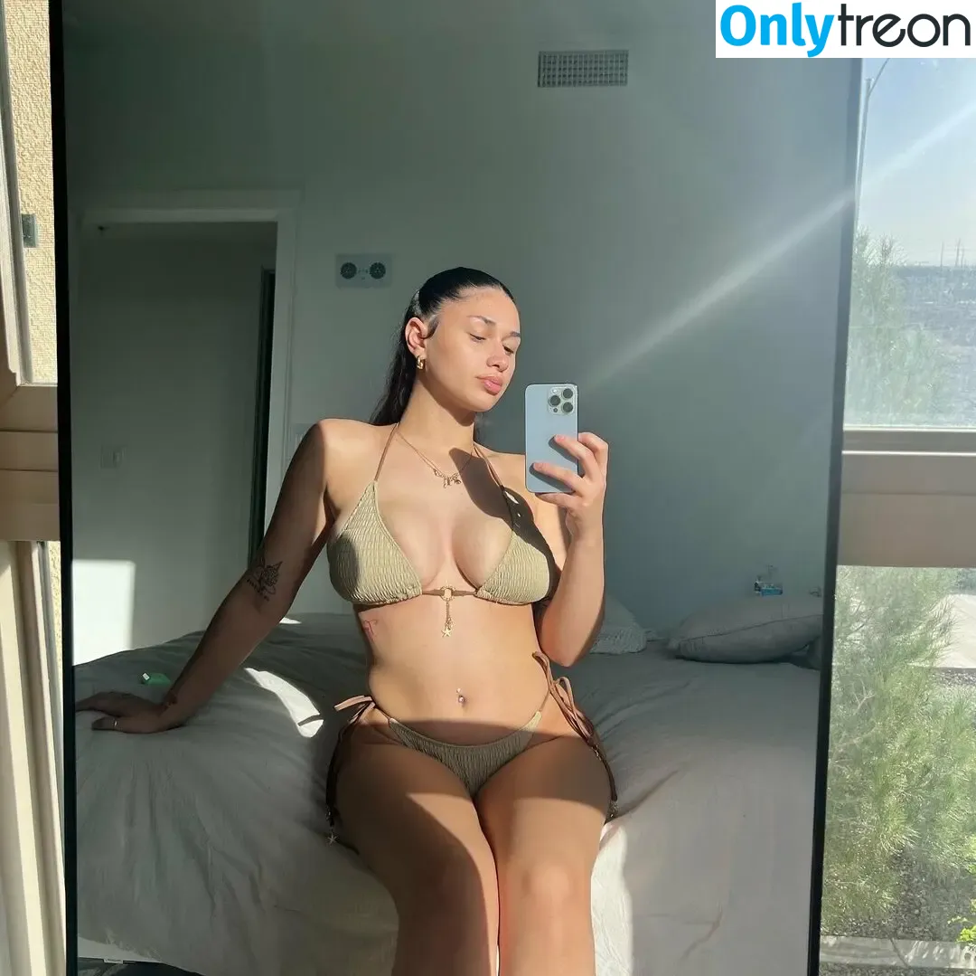 therealkateparker nude photo #0002 (officialkateparker / thekateparker)
