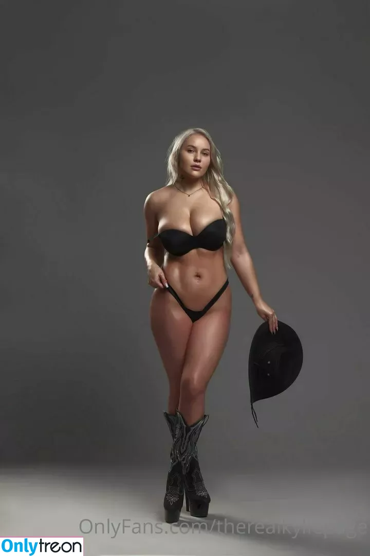 therealkyliepage nude photo #0298 (kyliepageofficial)