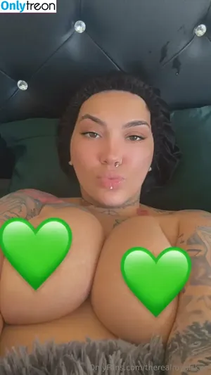 therealroyalskye / royalskyeofficial nude photo #0028