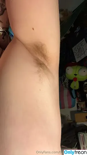 therealvampfeet / thealmostvanlife nude photo #0003