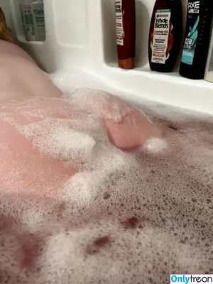 therealvampfeet / thealmostvanlife nude photo #0052