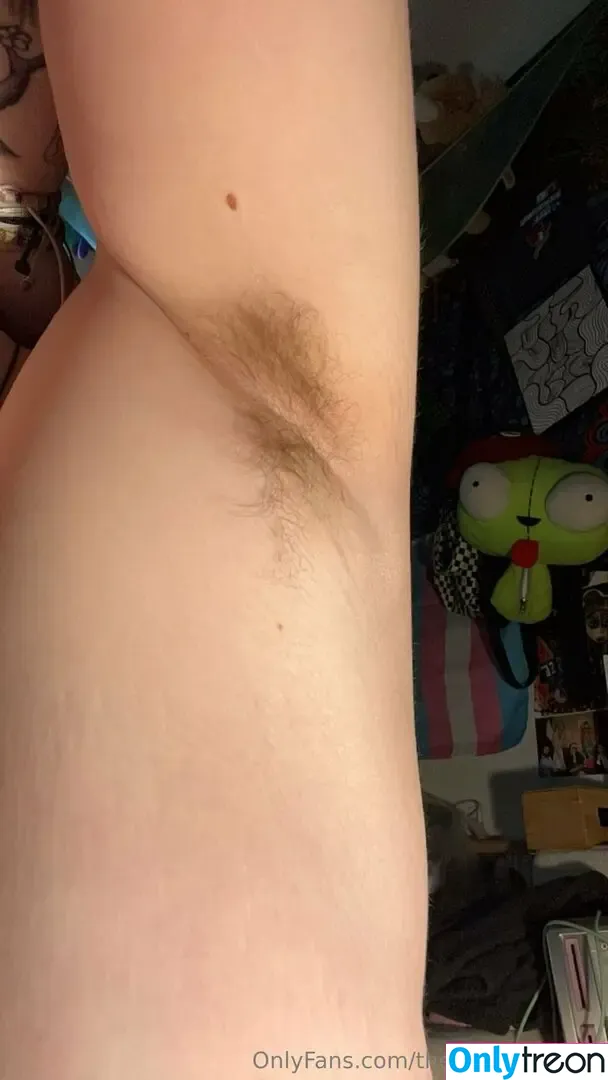 therealvampfeet nude photo #0003 (thealmostvanlife)