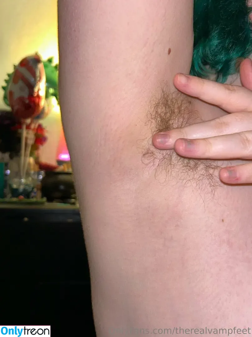 therealvampfeet nude photo #0007 (thealmostvanlife)
