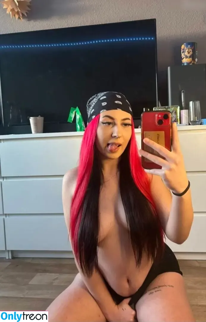 TheRedLucy nude photo #0046 (thered.lucy)