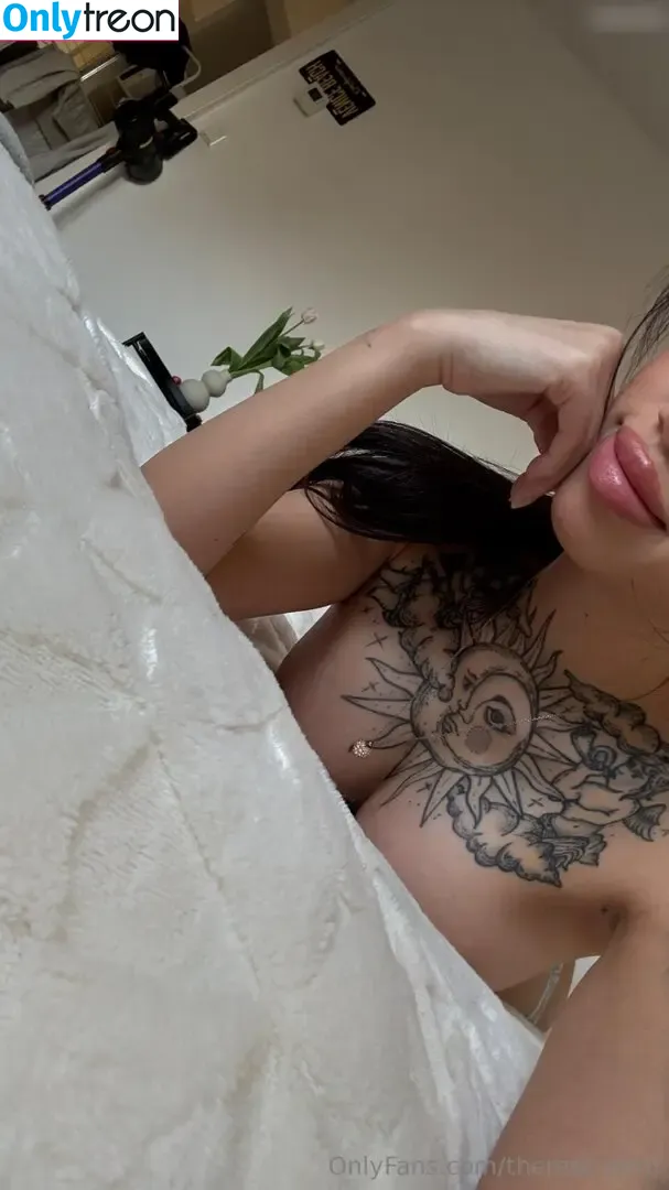 Therese-Phm nude photo #0015 (Therese-Phm)