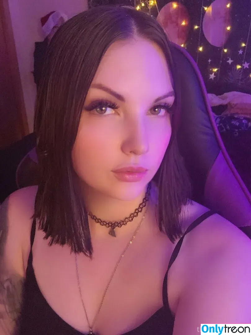 therileydaniels nude photo #0244 (rileyd.tv)