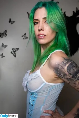 thesexiestwitch / annawitch nude photo #0006