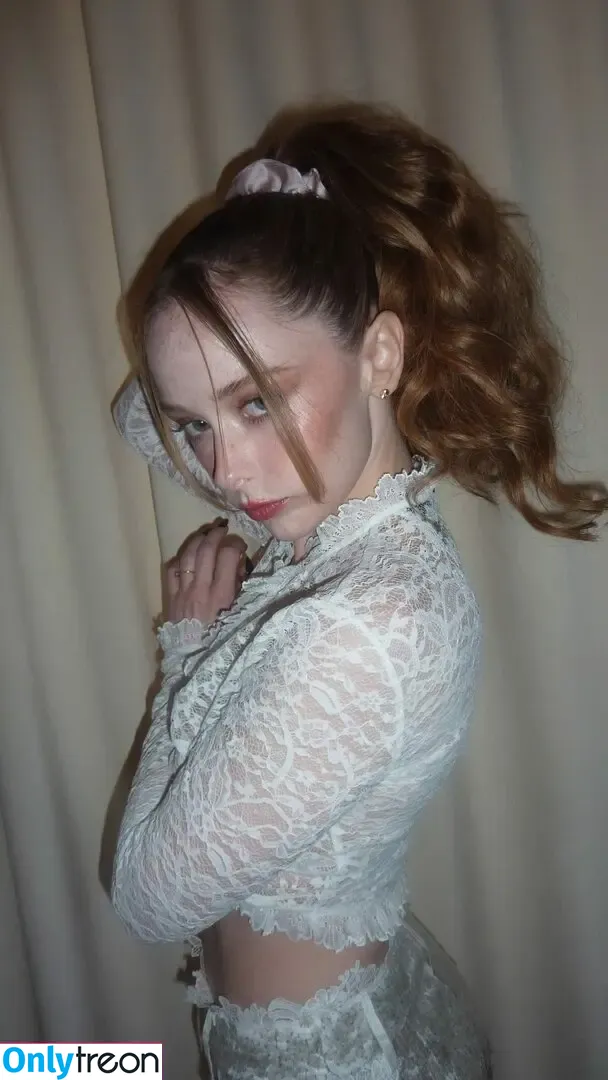 thestrawberrybutcher nude photo #0093 (SuzieSon / charlieisomething / mymotherfvckedmickjagger)