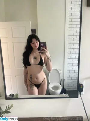 Thetattedfairy / maria.decomo nude photo #0020