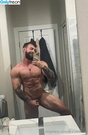 thevonking / vonkingfans nude photo #0022