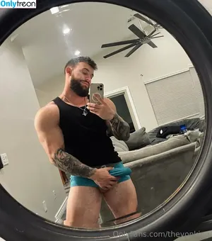 thevonking / vonkingfans nude photo #0030