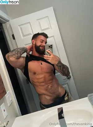 thevonking / vonkingfans nude photo #0051