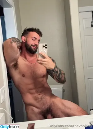 thevonking / vonkingfans nude photo #0070