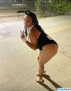  nude photo #0002