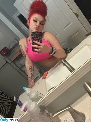 theyyloveee.jadahh / theyylovee.jayy nude photo #0024