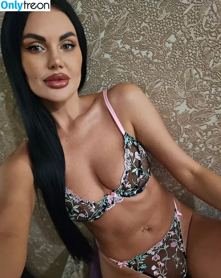 Thibisova nude photo #0059 (Thibisova)