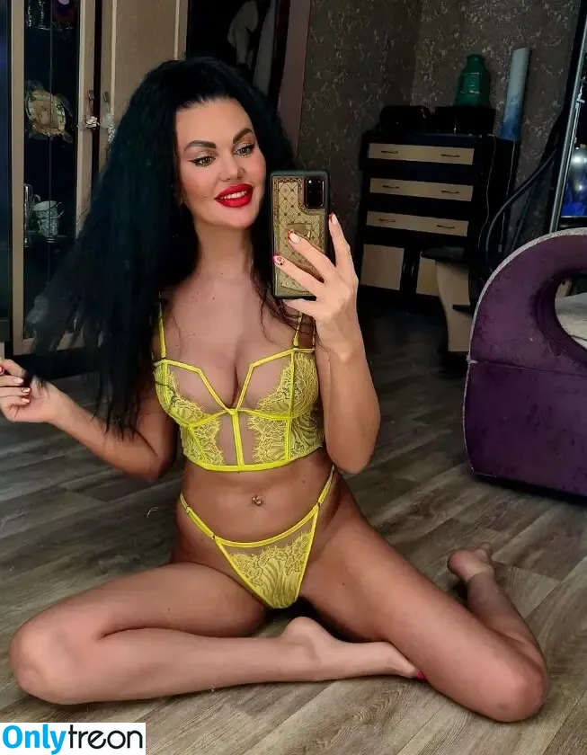 Thibisova nude photo #0061 (Thibisova)