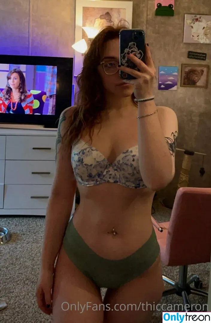 thiccameron nude photo #0012 (thiccameron)