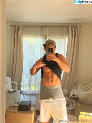thiccboirob / thiccboi_ nude photo #0008