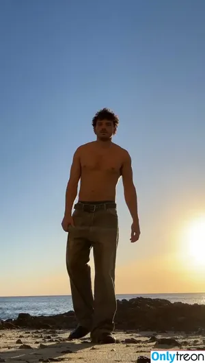 thiccboirob / thiccboi_ nude photo #0009