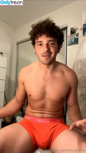 thiccboirob / thiccboi_ nude photo #0025