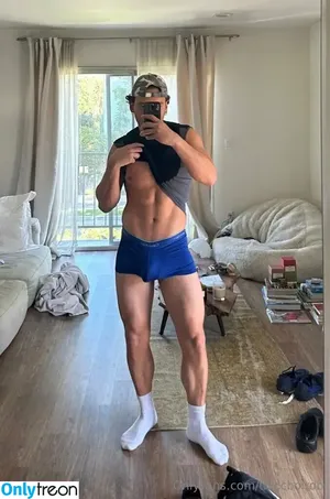 thiccboirob / thiccboi_ nude photo #0046