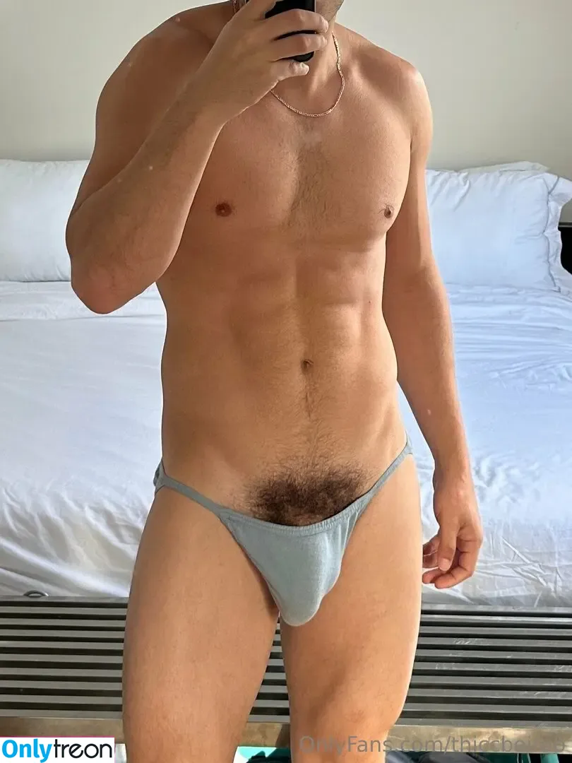 thiccboirob nude photo #0030 (thiccboi_)