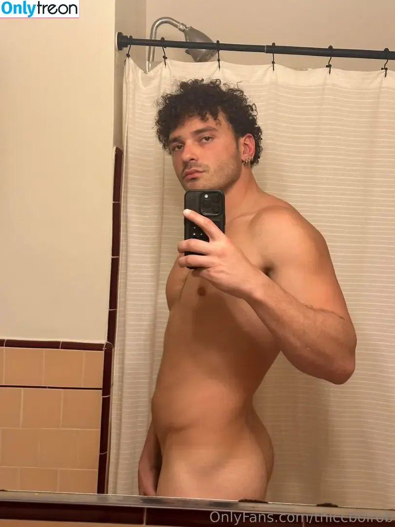 thiccboirob nude photo #0037 (thiccboi_)