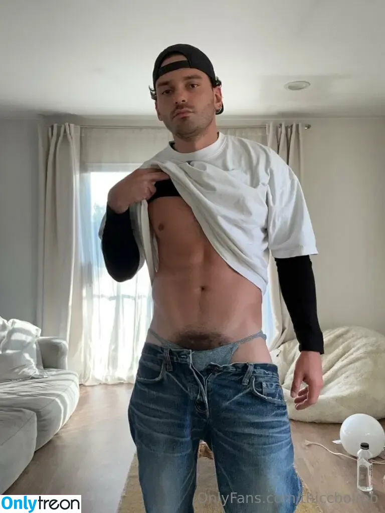 thiccboirob nude photo #0056 (thiccboi_)